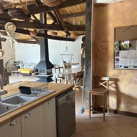 Maison De Charme En Pleine Nature Bournazel (Tarn)